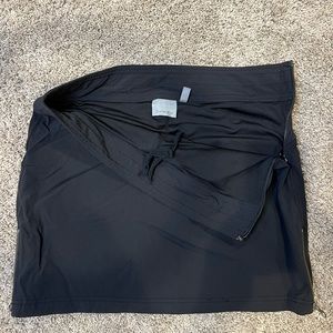 Athleta stretchy black skort size 4